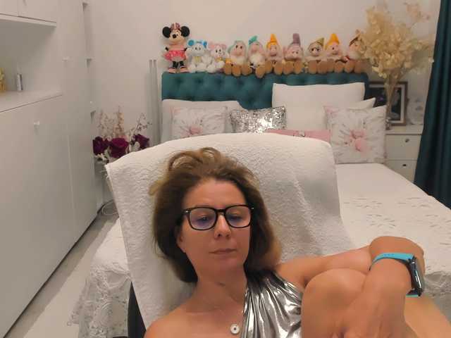 SalomeJade live cam on BongaCams