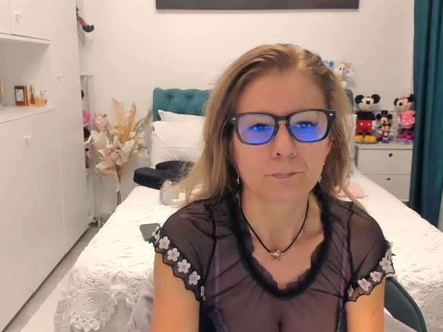SalomeJade live cam preview