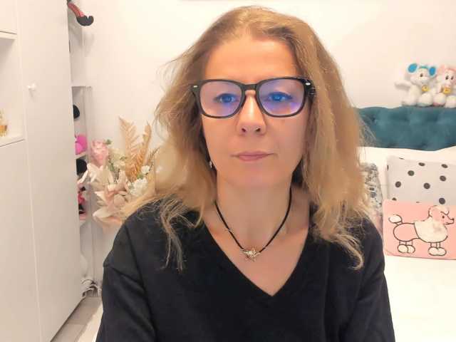 SalomeJade live cam preview
