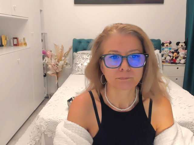 SalomeJade live cam preview