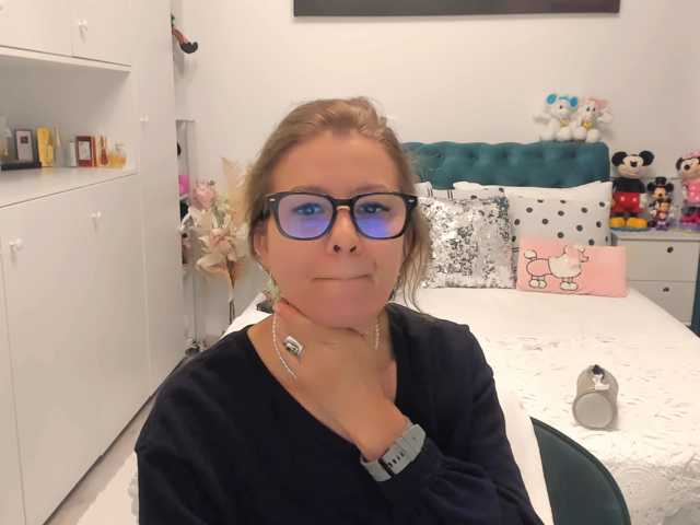 SalomeJade live cam preview