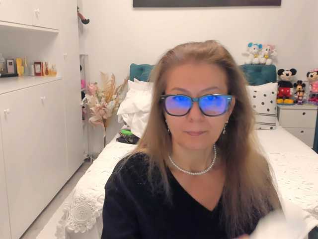 SalomeJade live cam on BongaCams