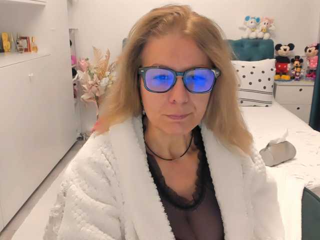 SalomeJade live cam preview