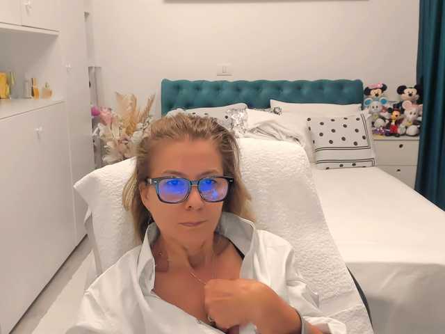 SalomeJade live cam preview