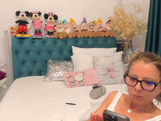 SalomeJade live webcam show