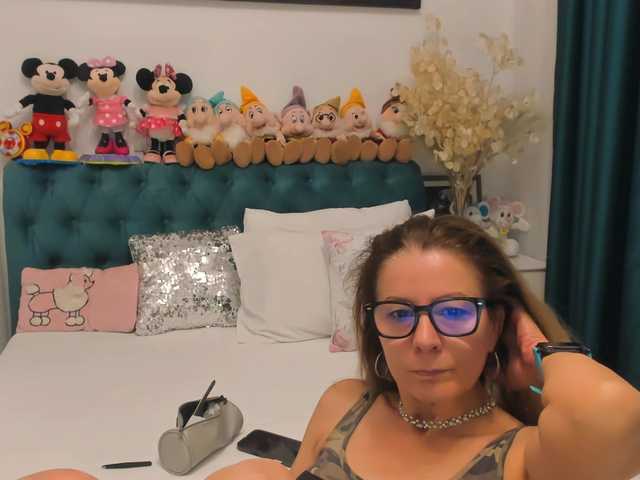 SalomeJade Live Cam on BongaCams