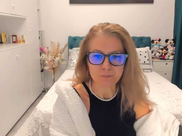 SalomeJade live cam preview