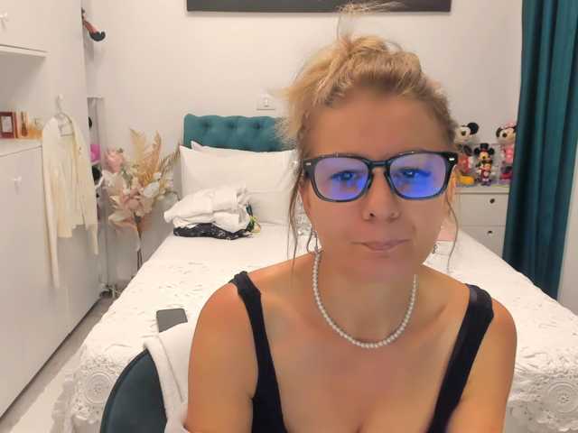 SalomeJade live cam preview