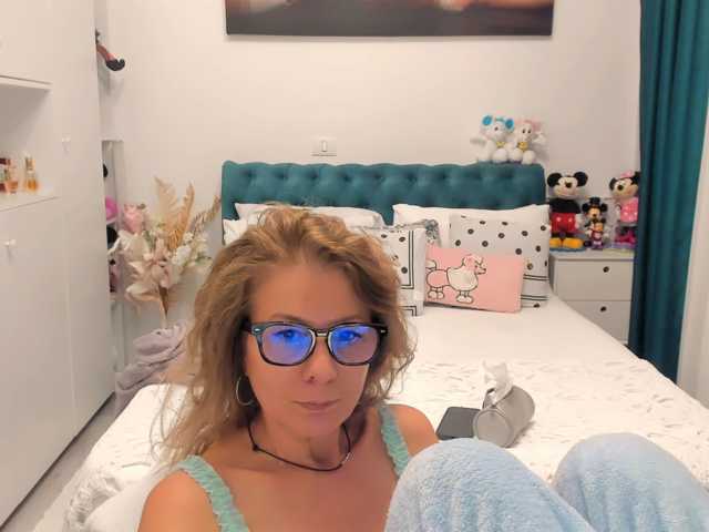 SalomeJade live cam on BongaCams