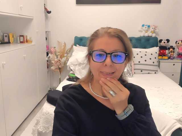 SalomeJade live cam preview