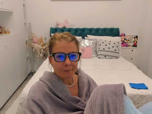 SalomeJade live cam on BongaCams