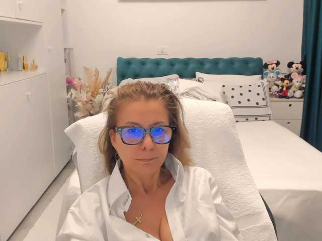 SalomeJade live cam preview