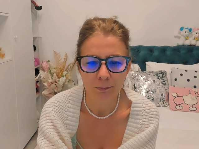 SalomeJade live cam preview