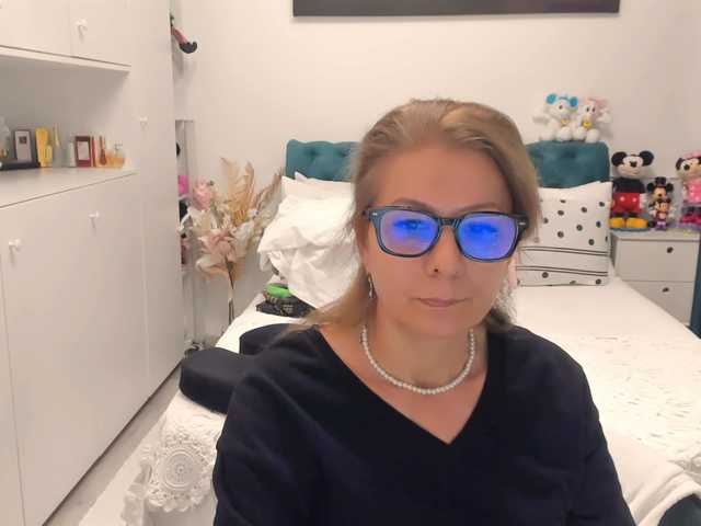 SalomeJade live cam on BongaCams