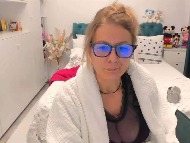 SalomeJade live cam preview