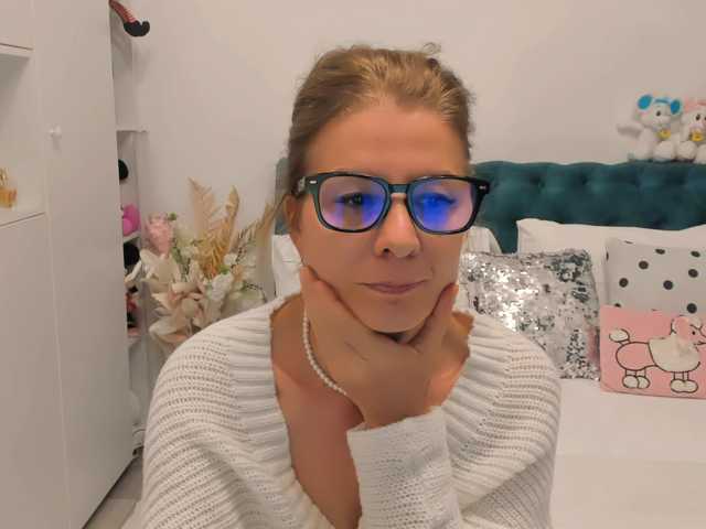 SalomeJade live cam on BongaCams