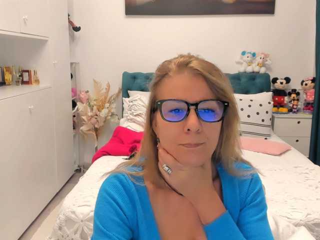 SalomeJade live cam on BongaCams