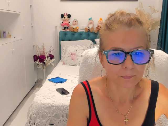 SalomeJade live cam on BongaCams