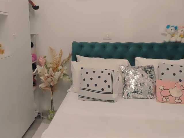 SalomeJade live cam preview