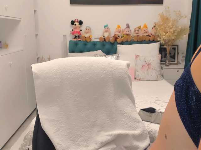SalomeJade live cam on BongaCams