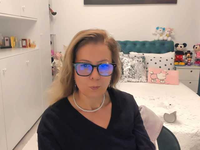 SalomeJade live cam preview