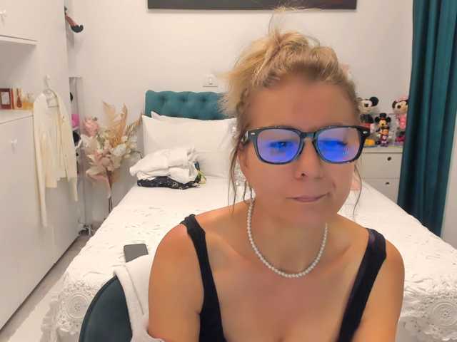 SalomeJade live cam preview