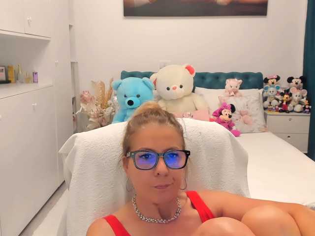 SalomeJade live webcam show