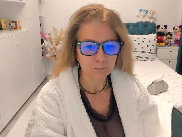 SalomeJade live cam preview