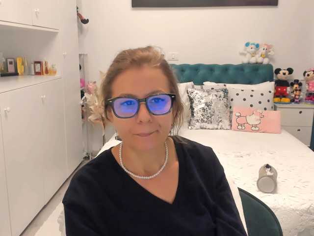 SalomeJade live cam preview