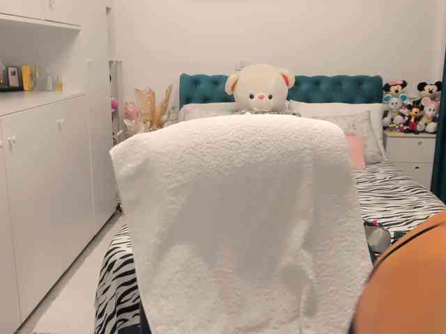 SalomeJade webcam
