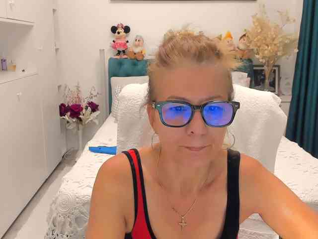SalomeJade webcam