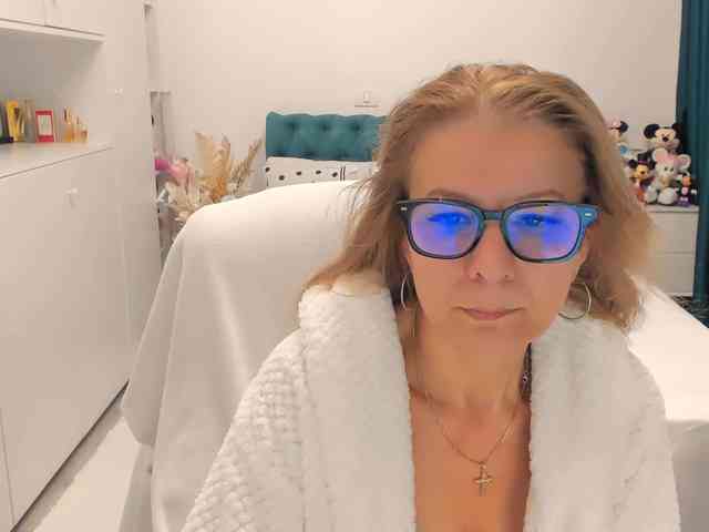 SalomeJade webcam