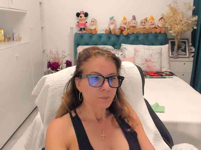 SalomeJade webcam