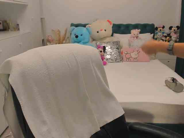 SalomeJade webcam