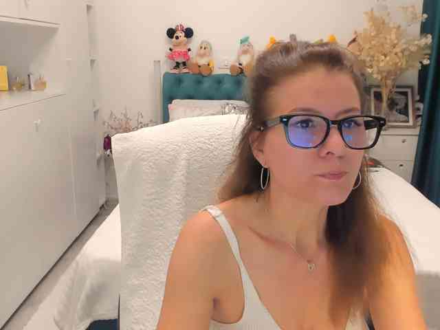 SalomeJade webcam