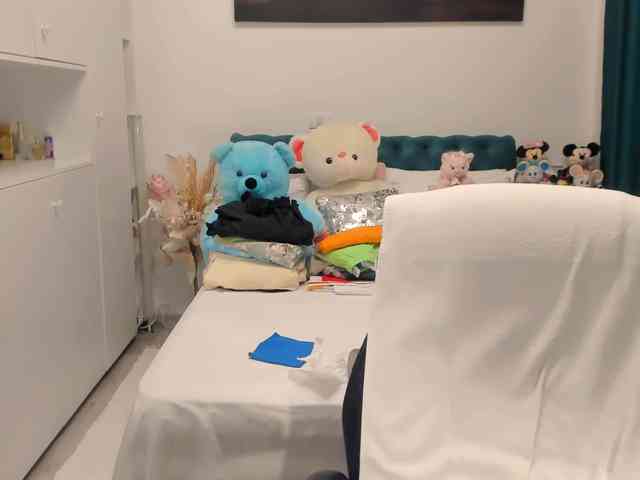 SalomeJade webcam