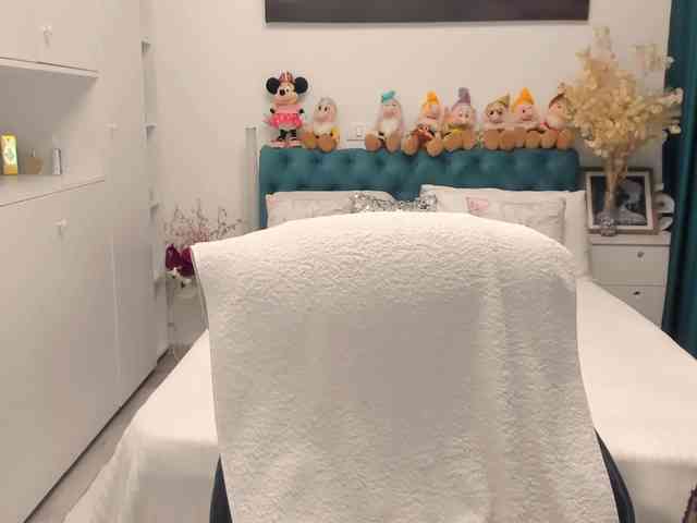 SalomeJade webcam