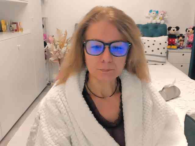 SalomeJade webcam