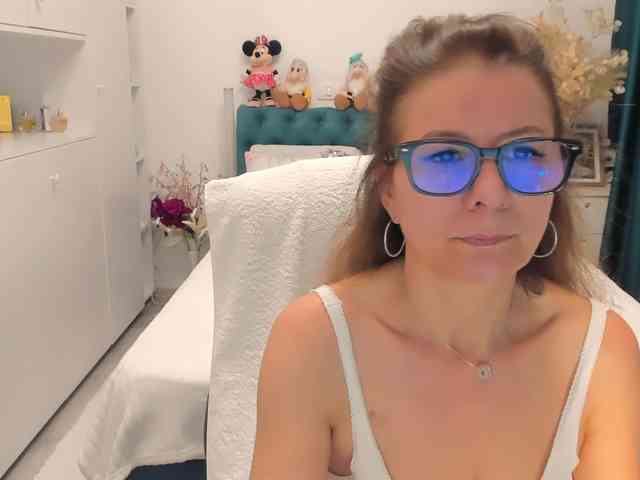 SalomeJade webcam