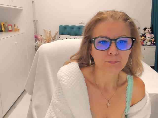 SalomeJade webcam