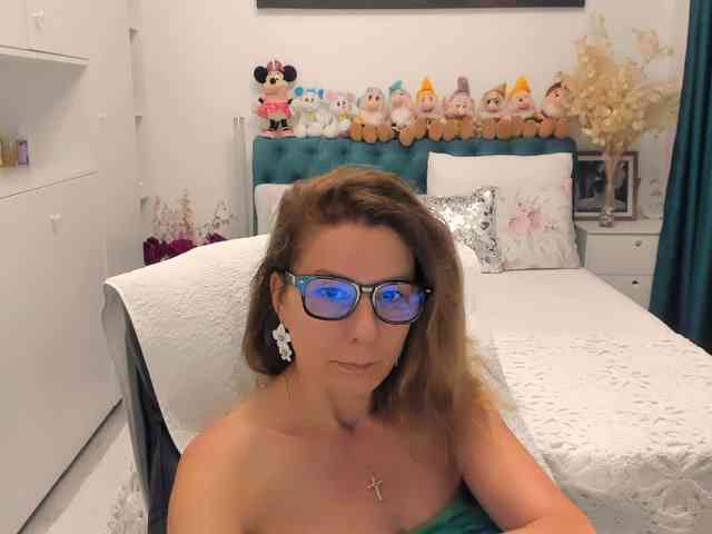 SalomeJade webcam
