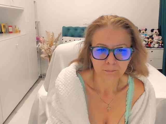 SalomeJade webcam