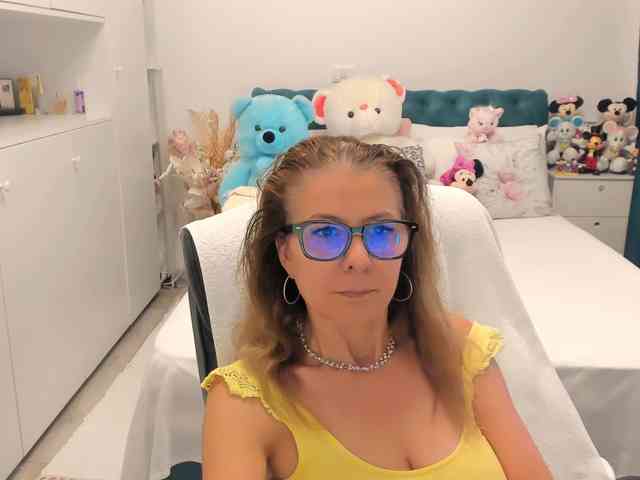 SalomeJade webcam
