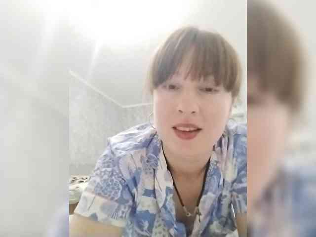 ElenSquaw webcam