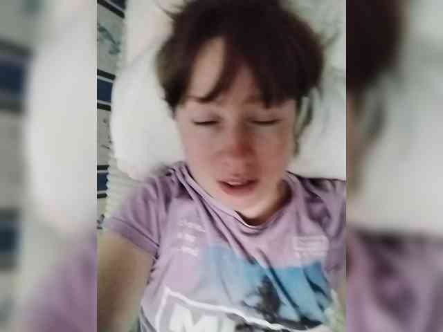 ElenSquaw webcam