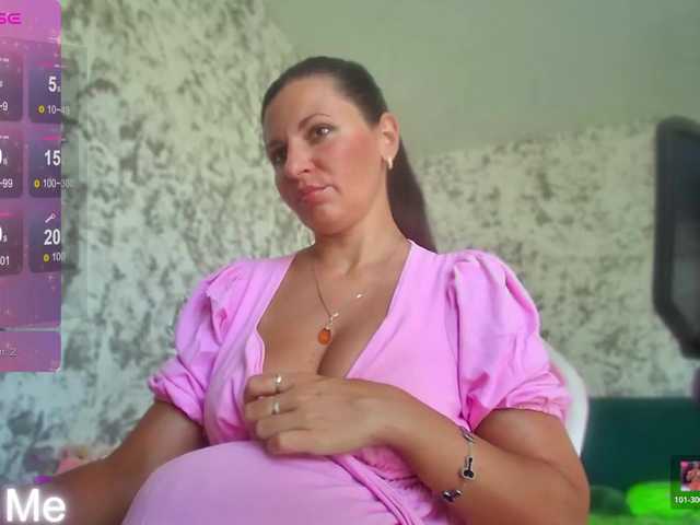 AwesomeGirlll live cam on BongaCams