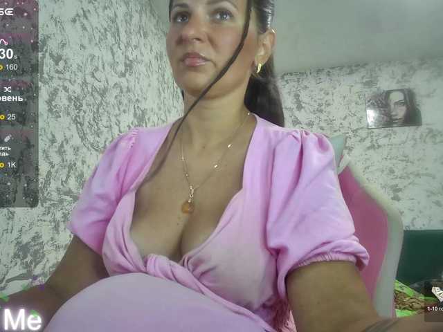 AwesomeGirlll live cam on BongaCams
