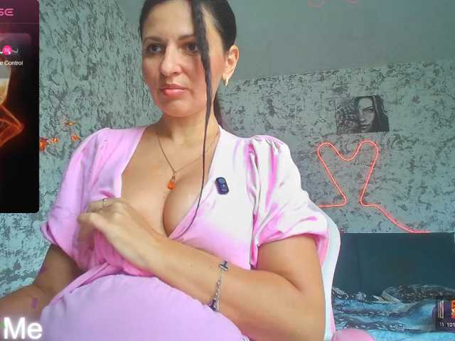 MistressMMM live cam on BongaCams