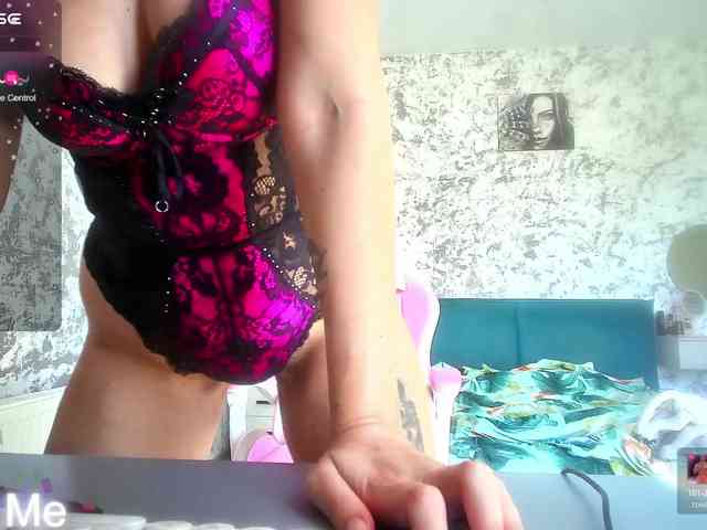 MistressMMM webcam