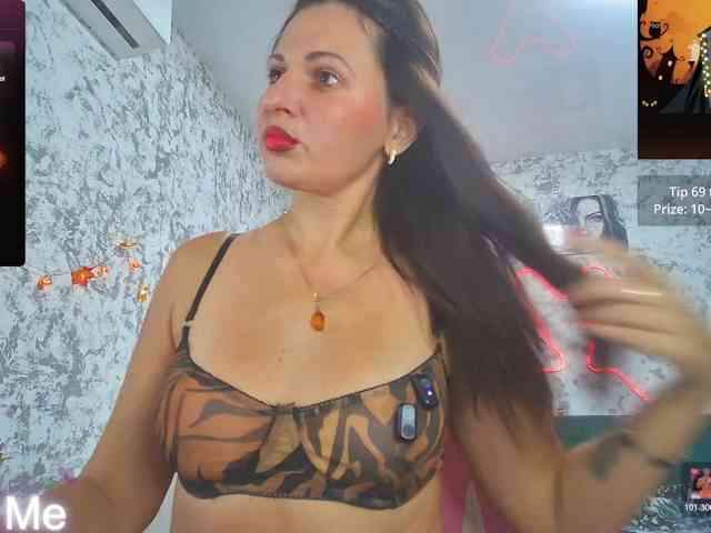 MistressMMM webcam